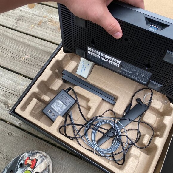 NETGEAR Nighthawk AC1900 Smart Wifi Router R7000 - Picture 9 of 9